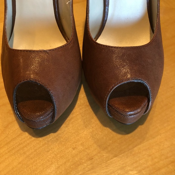 🇺🇸 NYLA Light Brown Peep Toe Heels, Size 7 - Picture 5 of 8